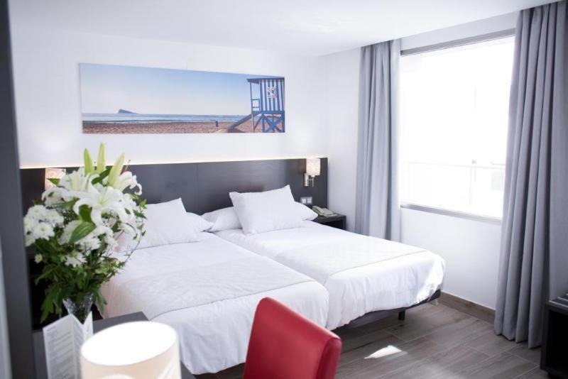Los Álamos Benidorm Habitación foto